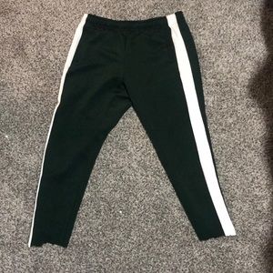 Cropped green joggers